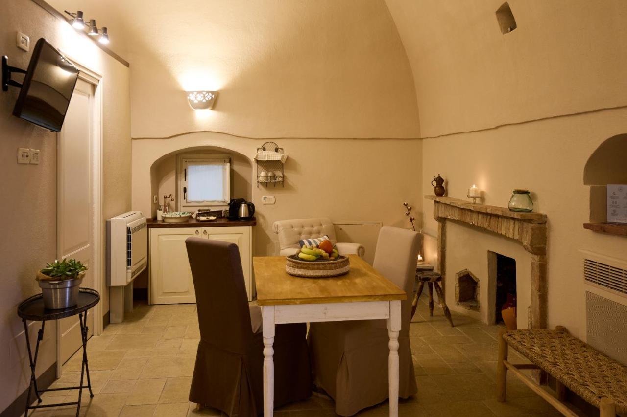 לינה וארוחת בוקר ברנאלדה Borgo San Gaetano מראה חיצוני תמונה