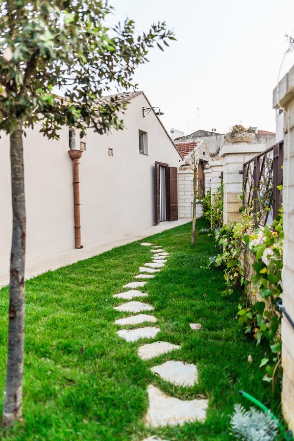 לינה וארוחת בוקר ברנאלדה Borgo San Gaetano מראה חיצוני תמונה