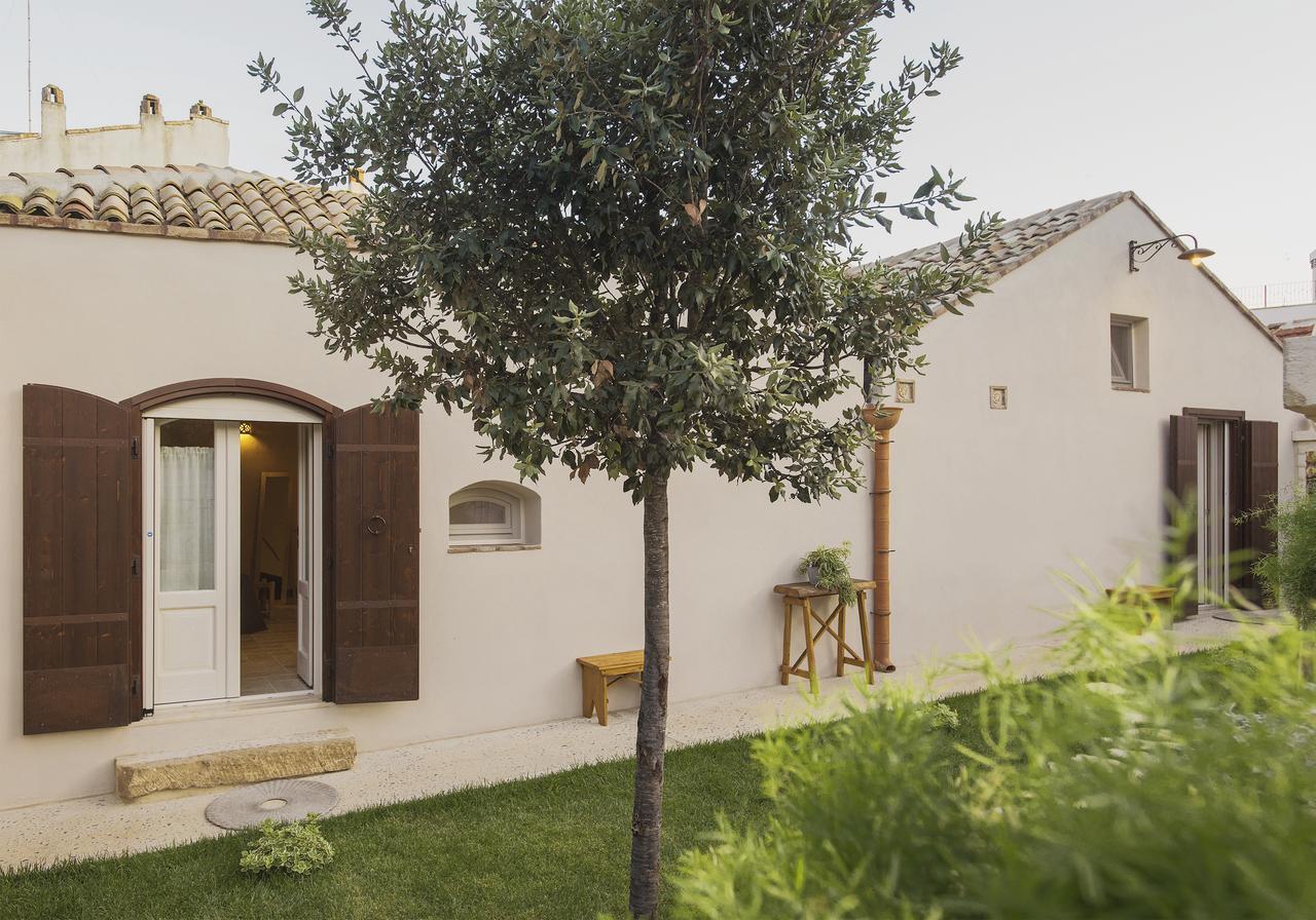 לינה וארוחת בוקר ברנאלדה Borgo San Gaetano מראה חיצוני תמונה
